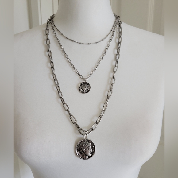 NWOT Antiqued Silver Tone Multi Layered Coin Chain Necklace - Picture 6 of 11